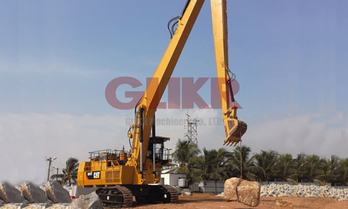 Long Reach Boom Excavators