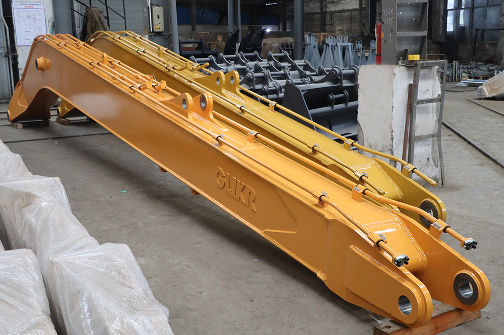 R210LC 18M Long Reach Arm and Boom IN STOCK