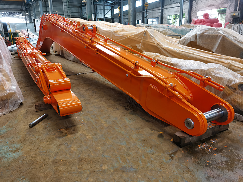 DX210W 15.4M Long Reach Arm and Boom