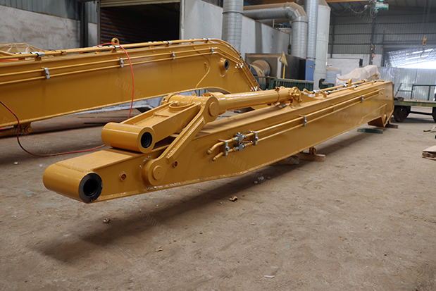 CAT326D2L 18M Long Reach Arm and Boom